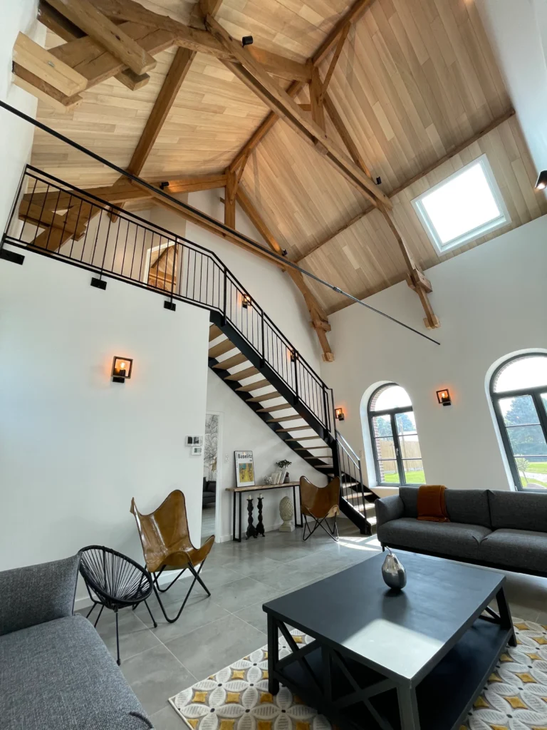 Rénovation intérieure complète d'une grange à Six-Fours-les-Plages