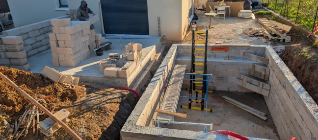 Extension maison et construction piscine à La Garde DIATONI BATIMENT