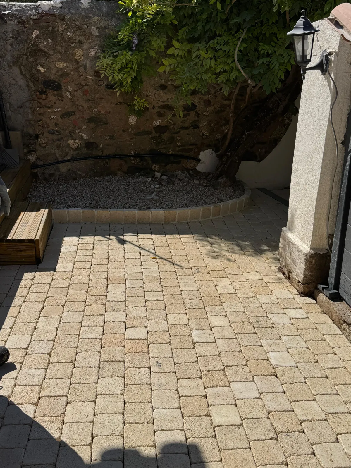 Dalle et terrasse béton, planes et durables.